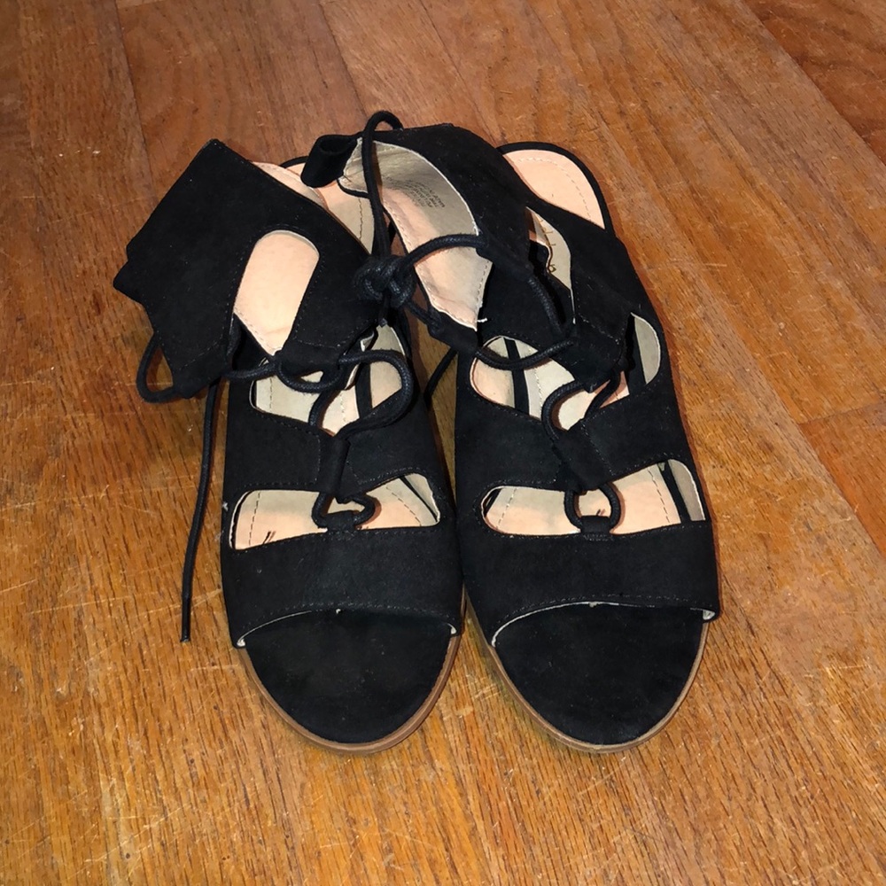 Tie high top heels